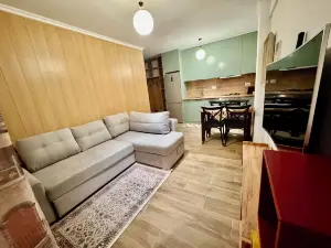 Aisha Apartment