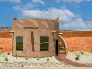 Zion White Bison Glamping & RV Resort