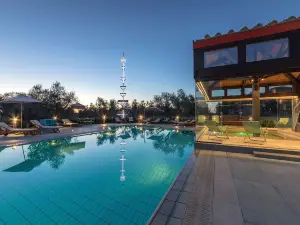 Traldi Resort
