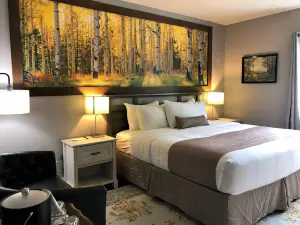 Blue Elk Inn