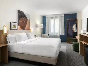 スパーク by Hilton トロント エアポート