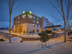 Holiday Inn Express & Suites HERMISTON DOWNTOWN by IHG