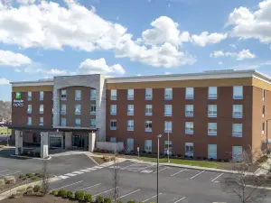 โรงแรม Holiday Inn Express Spring Hill บาย IHG