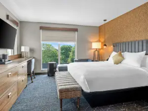 Beacon Suites Hotel
