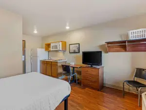 Extended Stay America Select Suites - Cleveland - Mentor