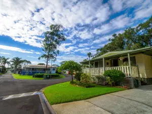 Shoalhaven Heads Village