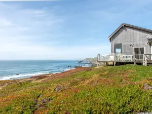 Idyllic Dillon Beach House Rental Ideal for Getaways in California