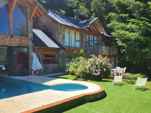 Casa Del Bosque Aparts