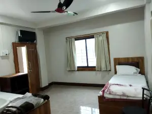 HOTEL SR KILERAMA ASHTA
