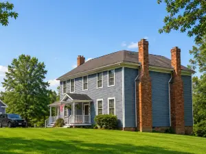 Historic 1825 Chesapeake Farm Stay