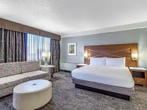 DoubleTree by Hilton Hotel Milwaukee Downtown