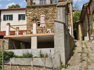 Trovasta Living House