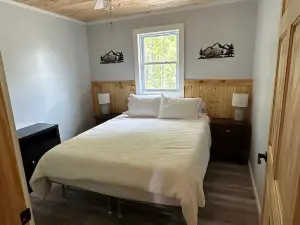 Rail Trail Retreat! Recently remodeled cozy home on Snowmobile/ATV Trail!