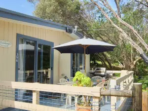 Beachwalk Cottage