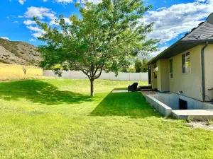 Sleeps 16- Moutain View