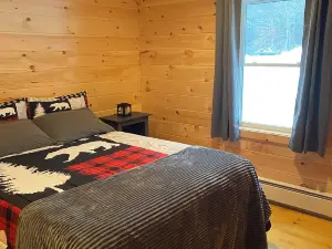 Unique Family-Friendly Vermont Cabin!
