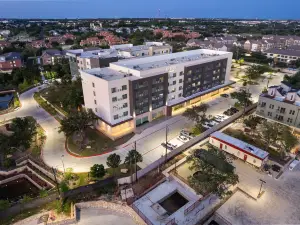 อีเวน โรงแรม ออสติน อัพทาวน์ ใกล้ เดอะ โดเมน บาย ไอเอชจี