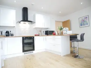 The Birketts Inn, 4 - Bed, Sleeps 8, Pets Welcome