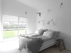 Beautiful new house w/hot tub - 30 min from Reykjavík
