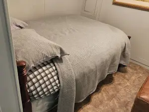 Charming 2-bedroom mobile home in Leatherwood Bay/KY Lake area, Dover,Stewart TN