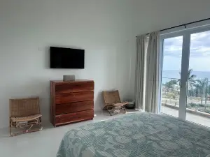 OneLoveVilla is a charming ocean view beach house in New Hope, Westmoreland JA