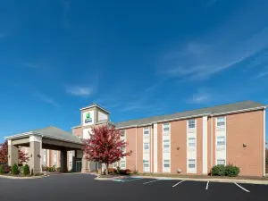 Holiday Inn Express PRINCE FREDERICK by IHG