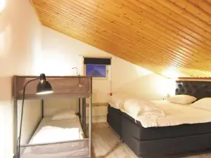 Cozy Home in Sysslebäck with Kitchen