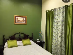 우드브룩 온 디 애비뉴