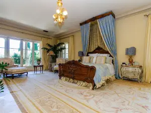 Italian Villa