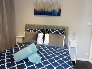 Exceptional view of the port of St-Goustan for this renovated 2-room apartmen