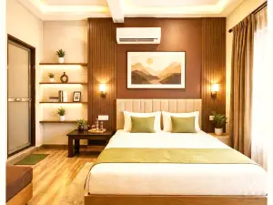 Girish Alay Home Stay