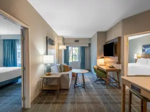 Staybridge Suites PHOENIX - GLENDALE SPORTS DIST by IHG