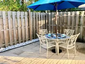Gorgeous Beachy Chic Condo in Key Biscayne