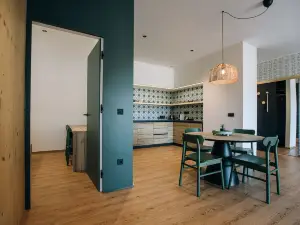 Postcard Country Apartments
