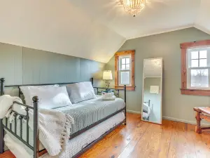 Grill & Fire Pit: New Market Getaway on 3-Acres!