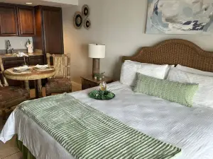 Beso Del Sol Resort