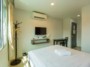 U Plus Budget Hotel