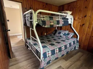 Fishing 2 bedroom cabin on Rainy Lake