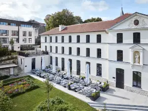 Domaine Reine Margot Paris Issy MGallery Collection