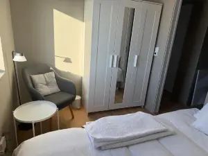 Serene Guest Room Retreat in Asker with Private Terrace