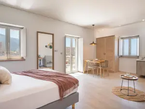 Armantanis Luxury Suites