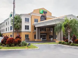 Holiday Inn Express & Suites TAVARES - LEESBURG by IHG