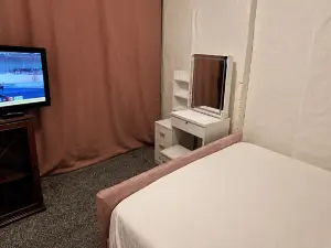 Cozy Private Room Near Everything