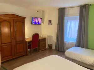 蒂耶爾萊格勒多酒店