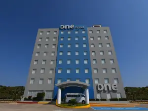 誇察夸爾科斯論壇One酒店
