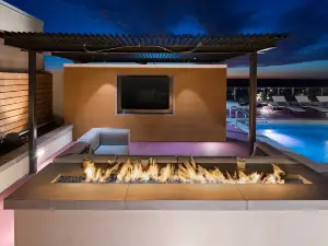 โรงแรมเอซี บาย แมริออท เกนส์วิลล์ ดาวน์ทาวน์