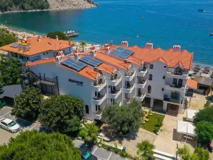 The Diplomat Hotel