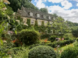 The Swan Hotel