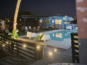 Cottage Ibiza & Boho RV & Private Pool