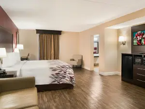 Red Roof Inn Tupelo